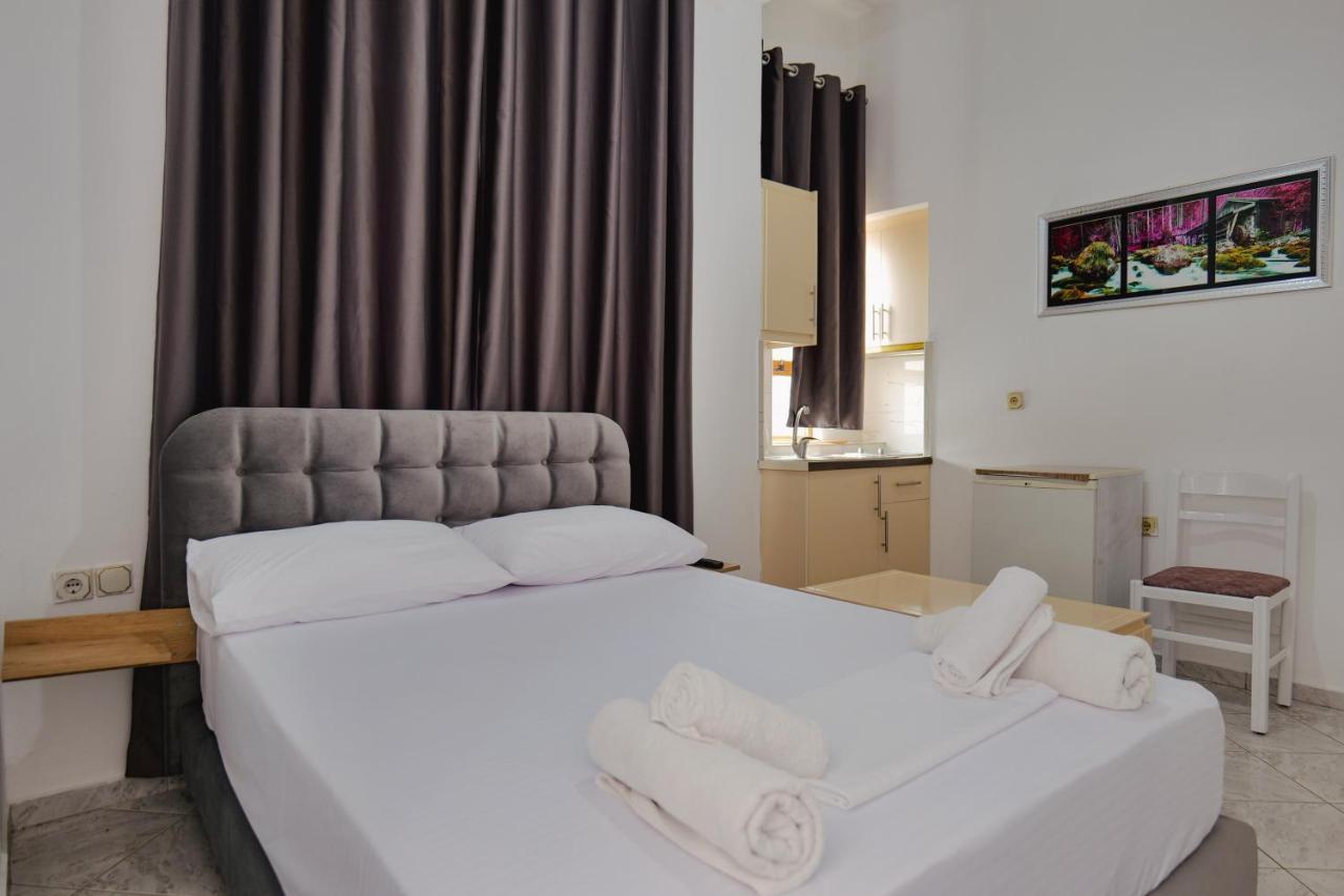 Hotel Casamia Саранда Экстерьер фото