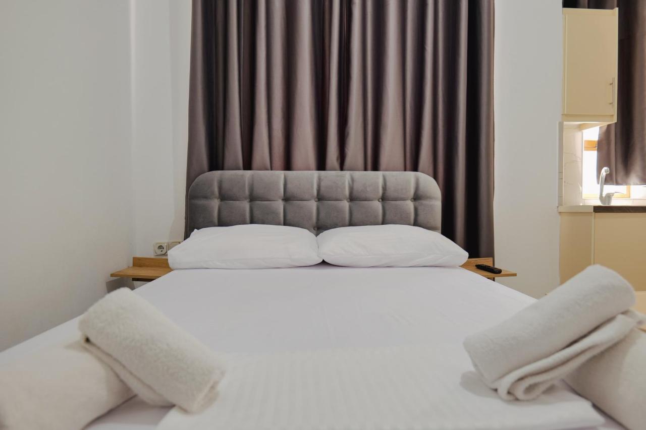 Hotel Casamia Саранда Экстерьер фото